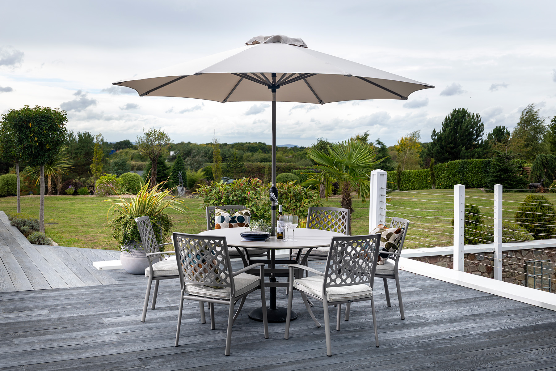 Avebury 6 Seat Dining Set